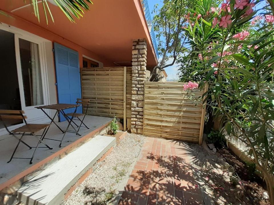 Beaux Appartements 3 Pieces Avec Espaces Exterieurs Et Parking - Proche Plage Hyères Eksteriør bilde