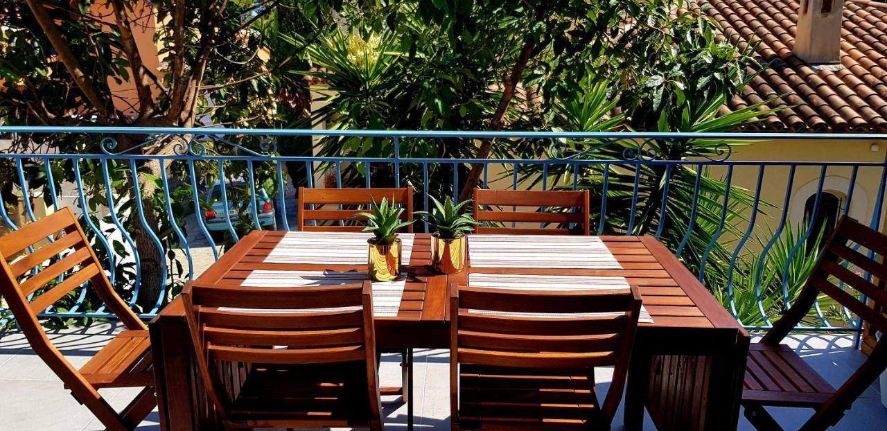 Beaux Appartements 3 Pieces Avec Espaces Exterieurs Et Parking - Proche Plage Hyères Eksteriør bilde