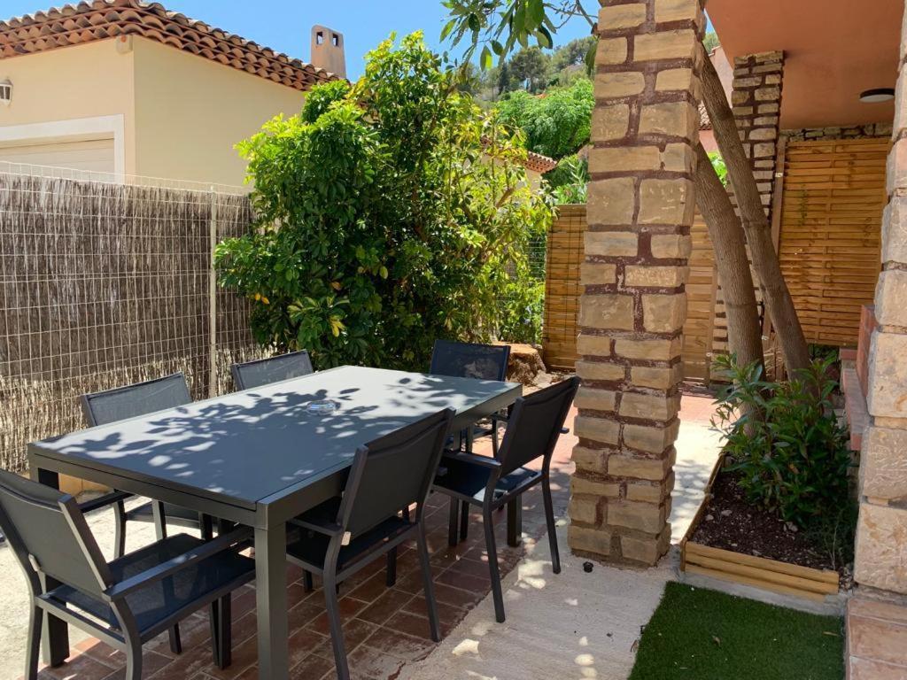 Beaux Appartements 3 Pieces Avec Espaces Exterieurs Et Parking - Proche Plage Hyères Eksteriør bilde