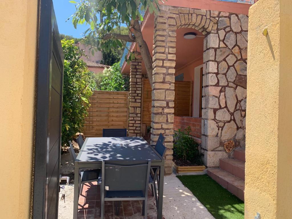 Beaux Appartements 3 Pieces Avec Espaces Exterieurs Et Parking - Proche Plage Hyères Eksteriør bilde